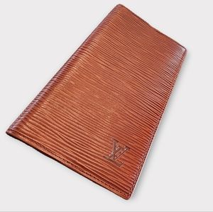 LOUIS VUITTON Epi Checkbook. EXCELLENT CONDITION